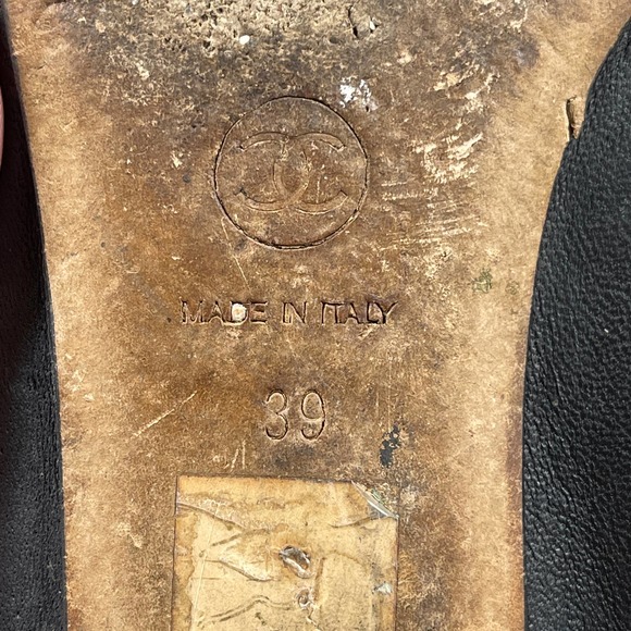 Chanel Black Leather Ruffle Slip on Almond Toe Ballet Flats Size 39 - Picture 9 of 11